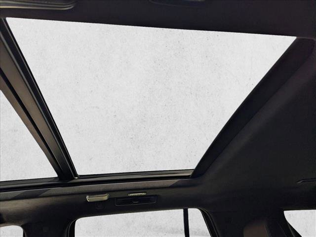 Used 2023 Cadillac Escalade Sport Platinum w/ Heavy-Duty Trailer Package image 18