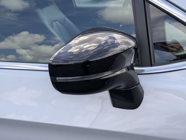 Used 2026 Chrysler Pacifica Select FWD image 10