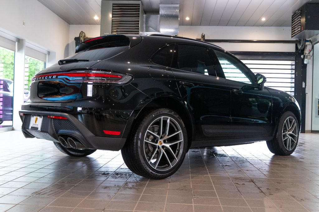 New 2026 Porsche Macan AWD/4WD image 10