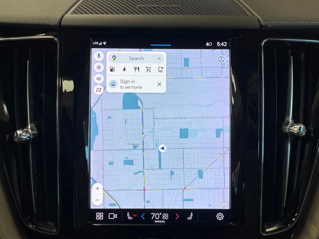 Used 2022 Volvo XC60 T8 Inscription image 31