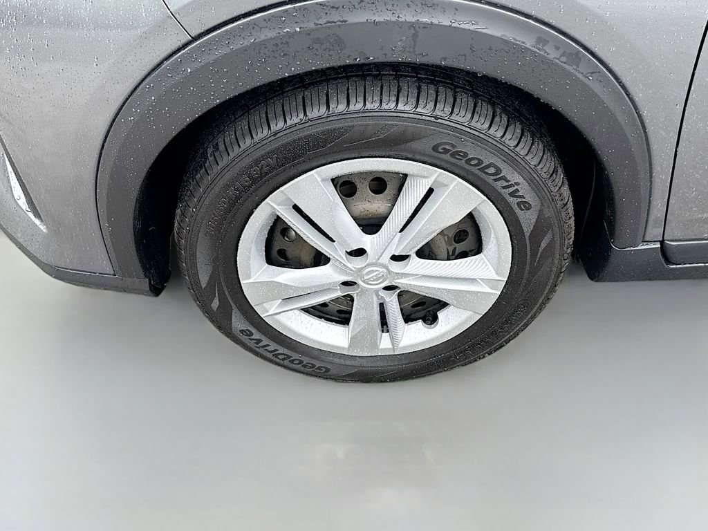 Used 2024 Nissan Kicks S FWD image 29