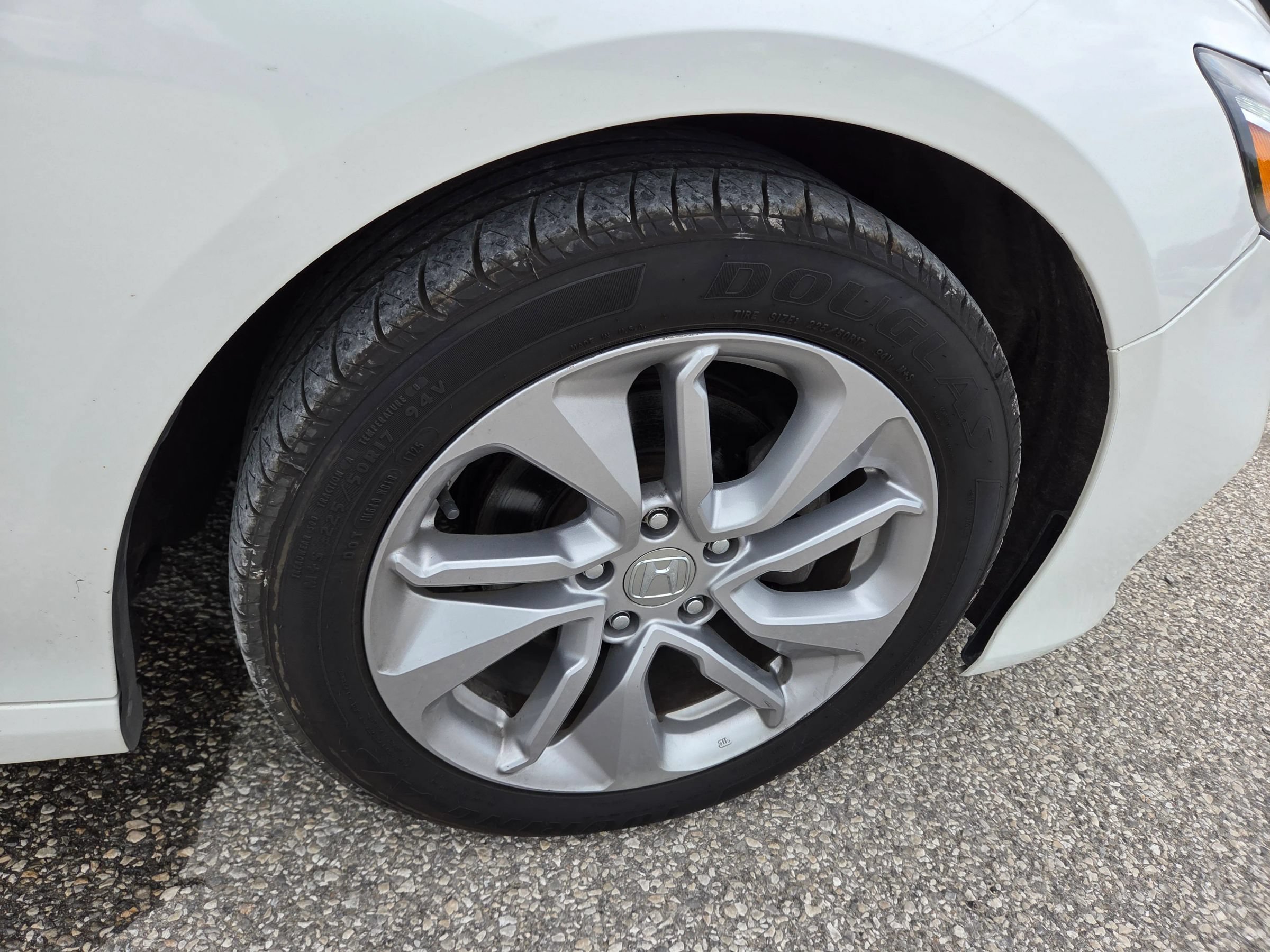 Used 2018 Honda Accord LX image 13