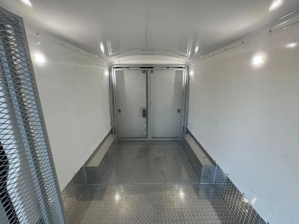 Used 2019 Ford Transit 250 148 Medium Roof image 28