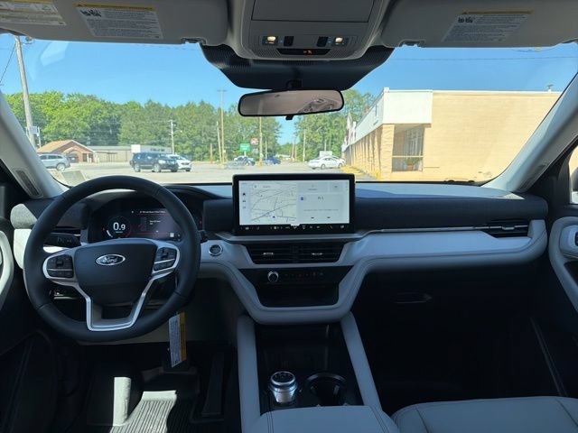 New 2026 Ford Explorer Active w/ Active Comfort Package RWD image 9