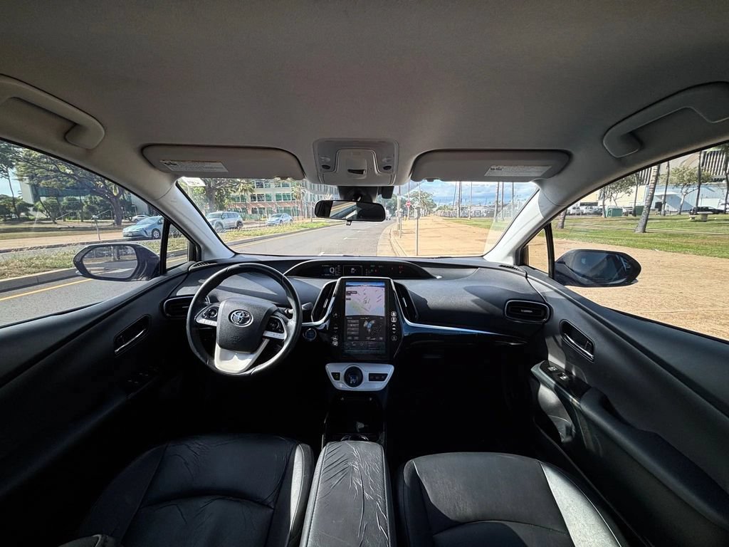 Used 2018 Toyota Prius Prime Plus FWD image 10