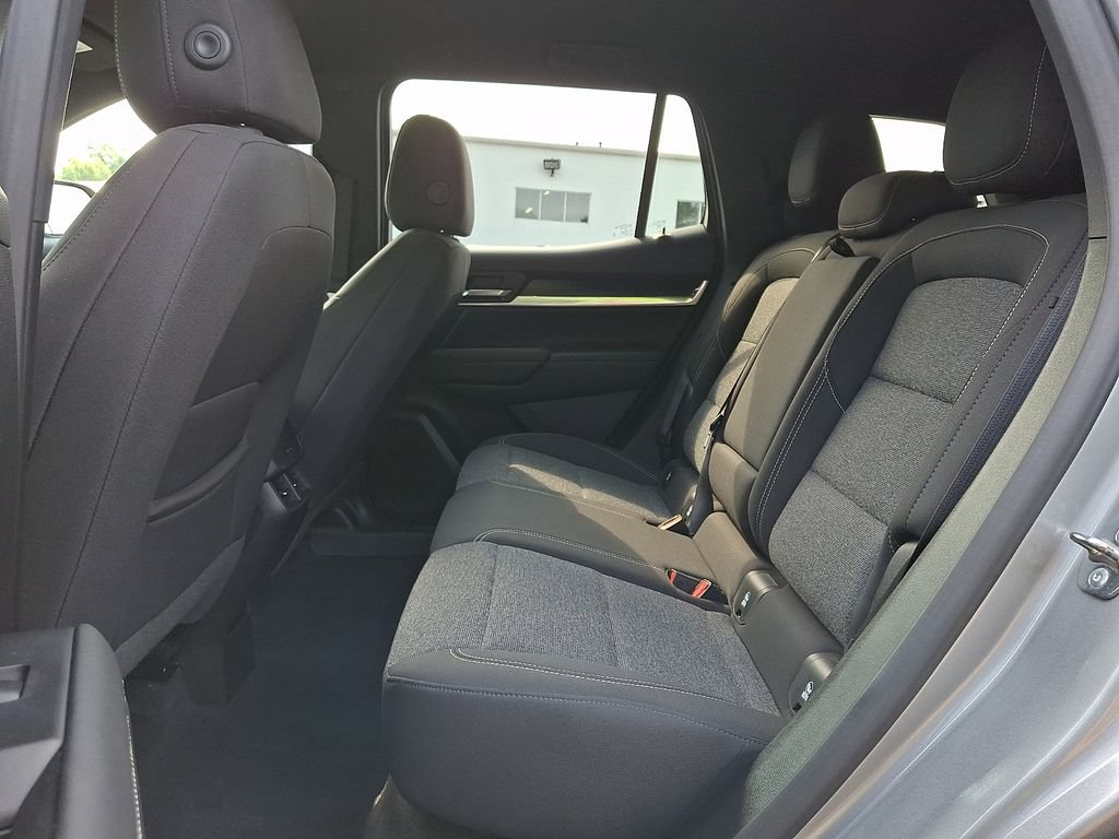 Used 2025 GMC Terrain Elevation AWD/4WD image 10
