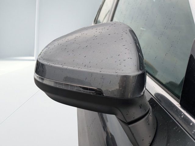 Used 2024 Audi A4 2.0T Premium Plus image 10