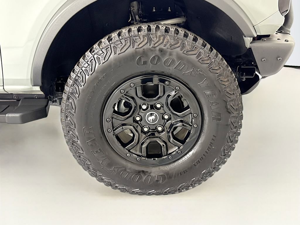 Used 2021 Ford Bronco First Edition AWD/4WD image 30
