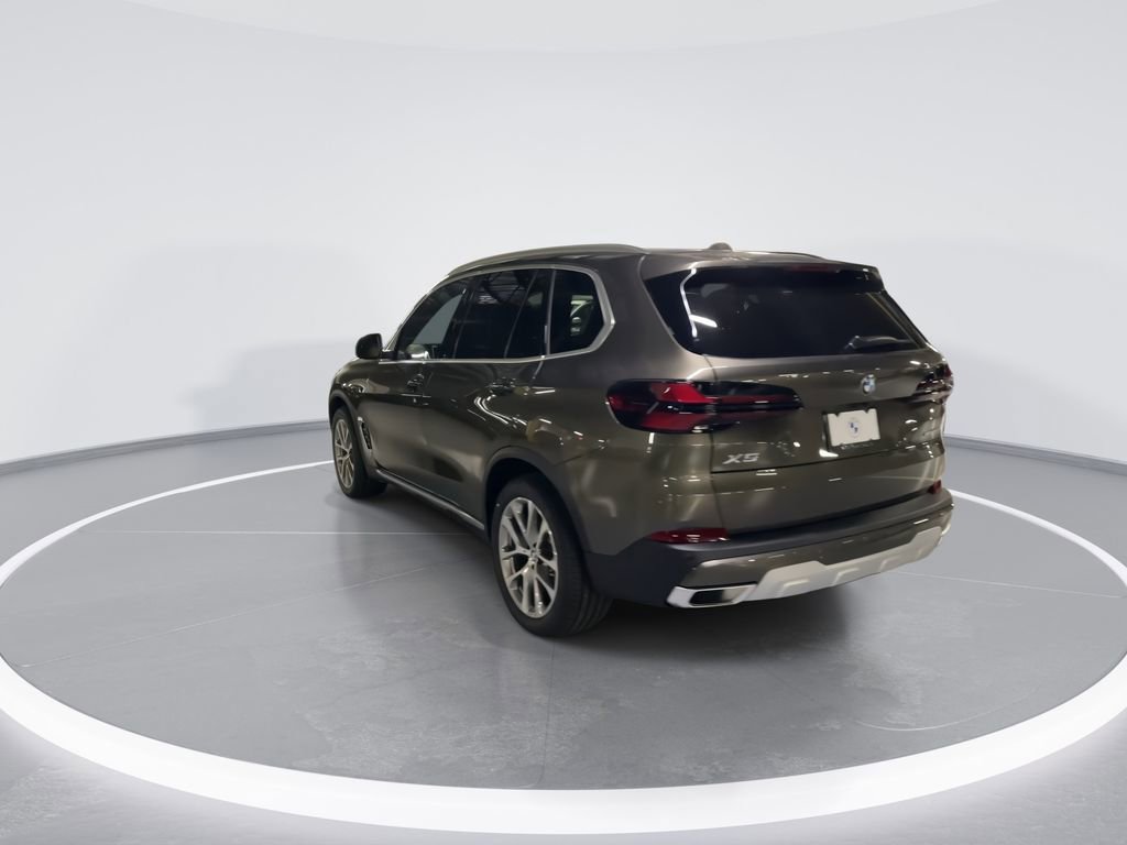 New 2026 BMW X5 xDrive40i w/ Premium Package image 6