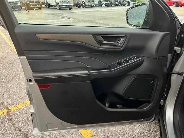 Used 2024 Ford Escape Active AWD/4WD image 14