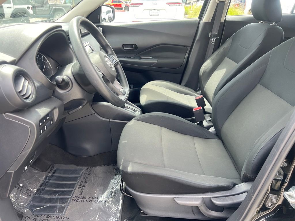 Used 2024 Nissan Kicks S FWD image 22