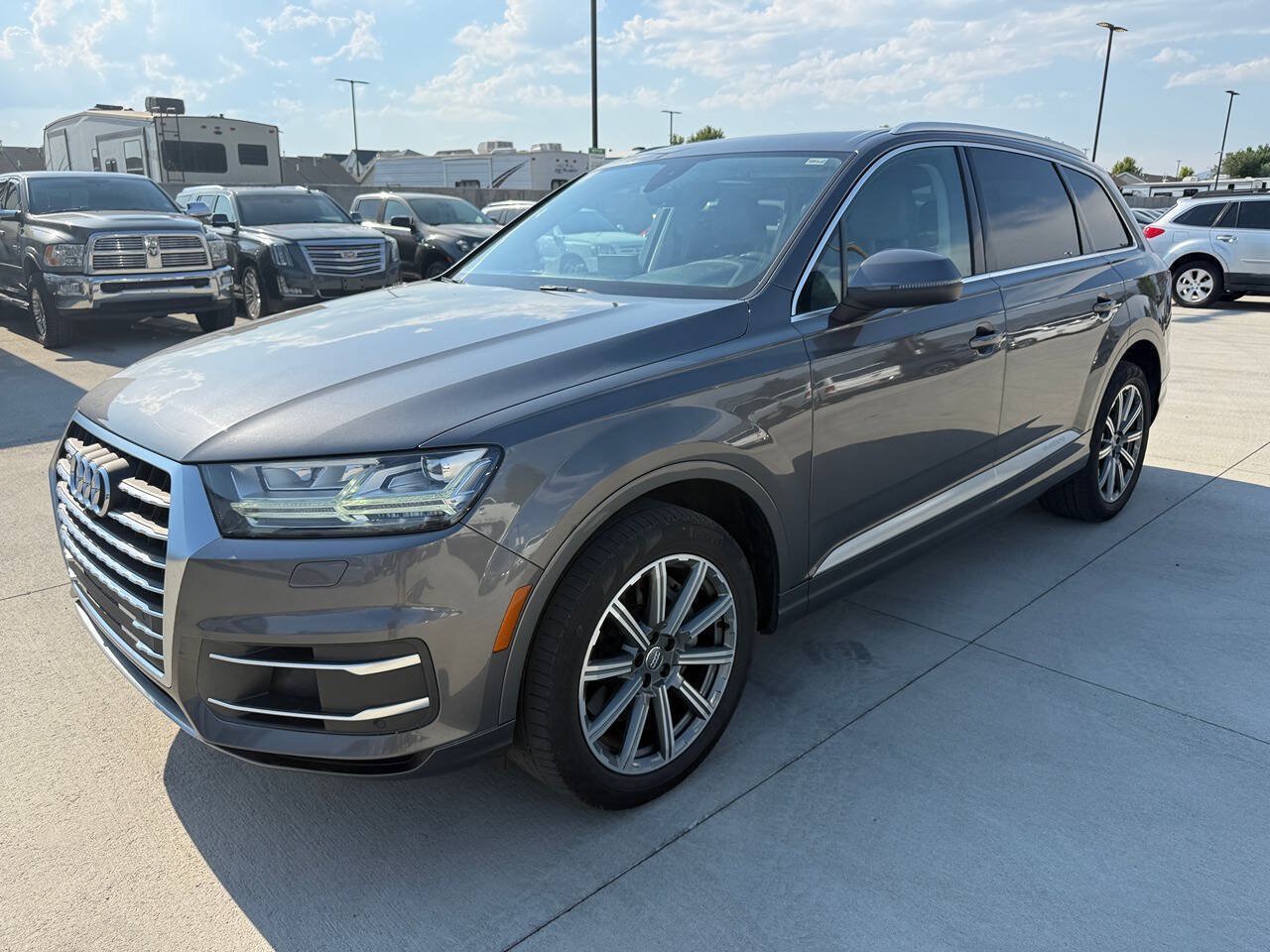 Used 2019 Audi Q7 3.0T Premium Plus w/ Premium Plus Package AWD/4WD image 8