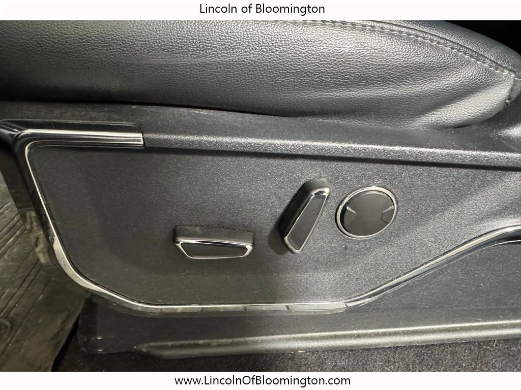 Used 2023 Ford F150 Lariat w/ Equipment Group 502A High image 29