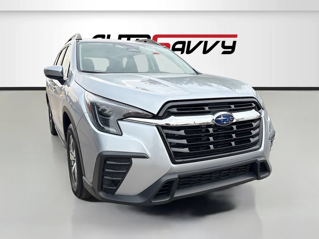 Used 2024 Subaru Ascent Premium w/ Convenience Package