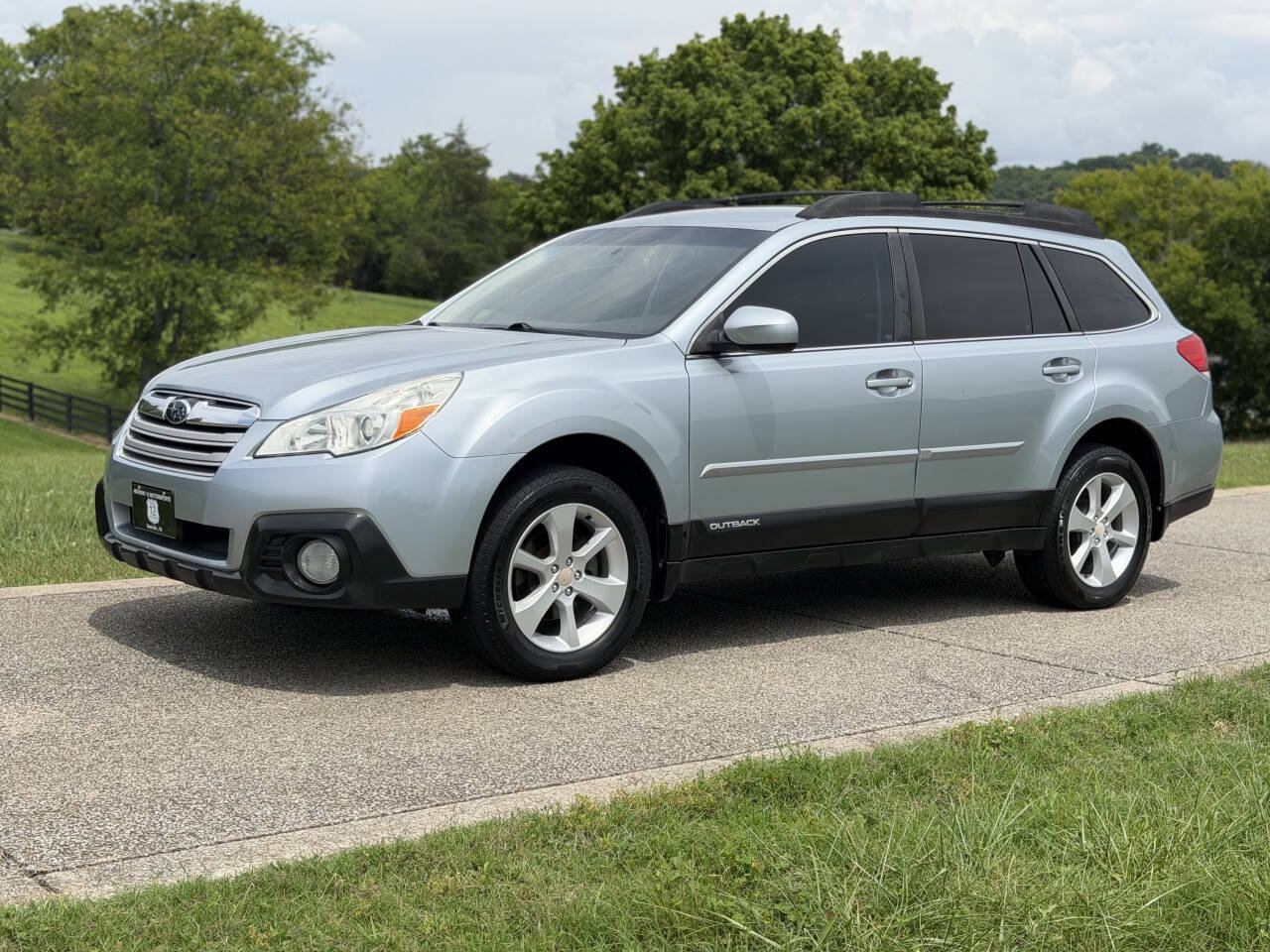 Used 2013 Subaru Outback 2.5i Premium w/ All-Weather Pkg