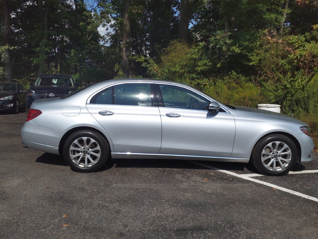 Used 2020 Mercedes-Benz E 350 4MATIC Sedan image 8