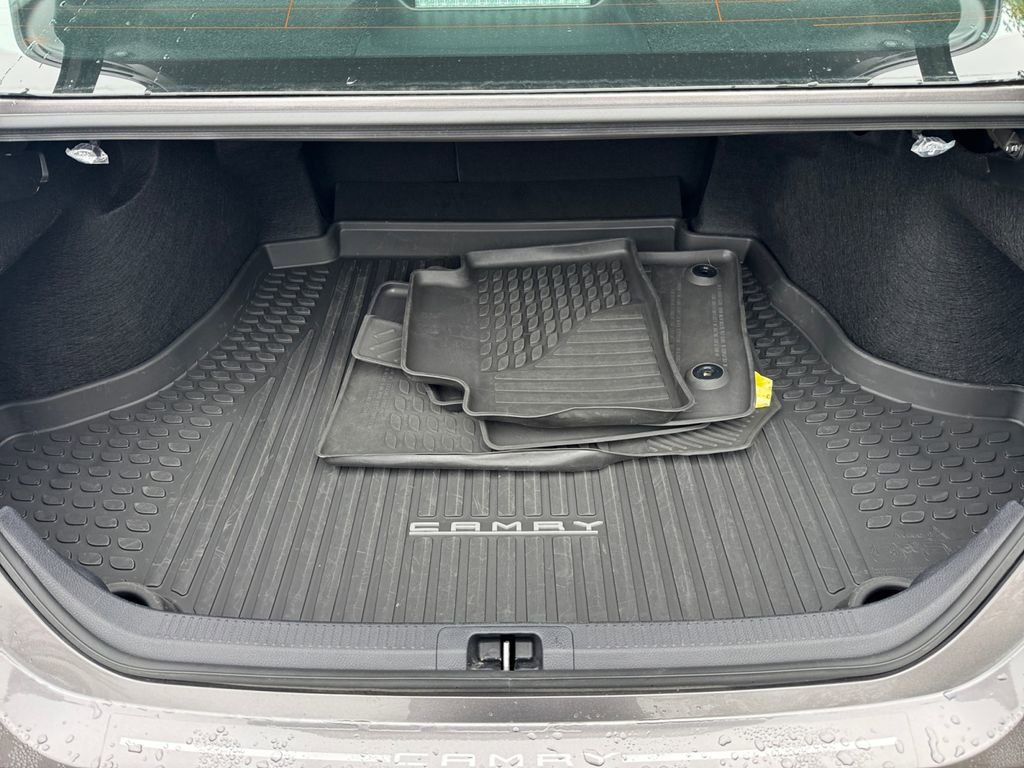 Used 2024 Toyota Camry LE image 16