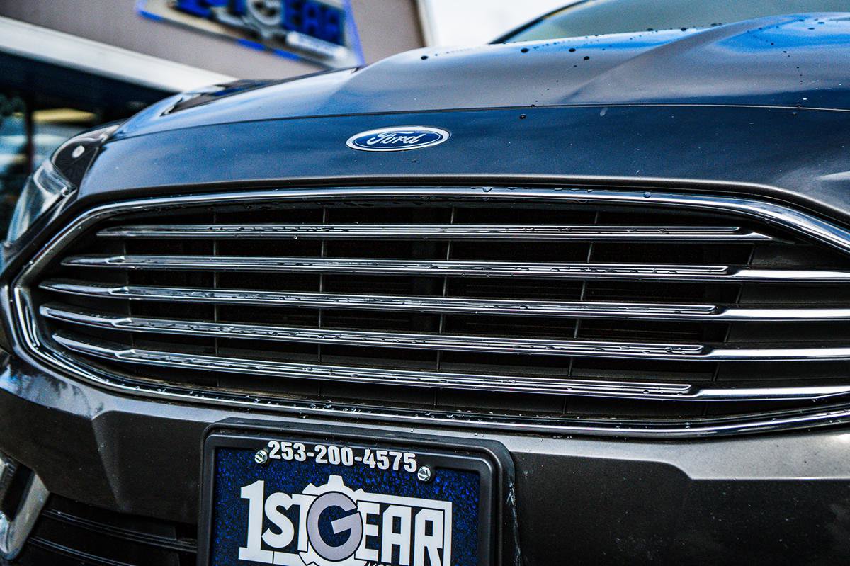 Used 2018 Ford Fusion Energi Titanium image 11