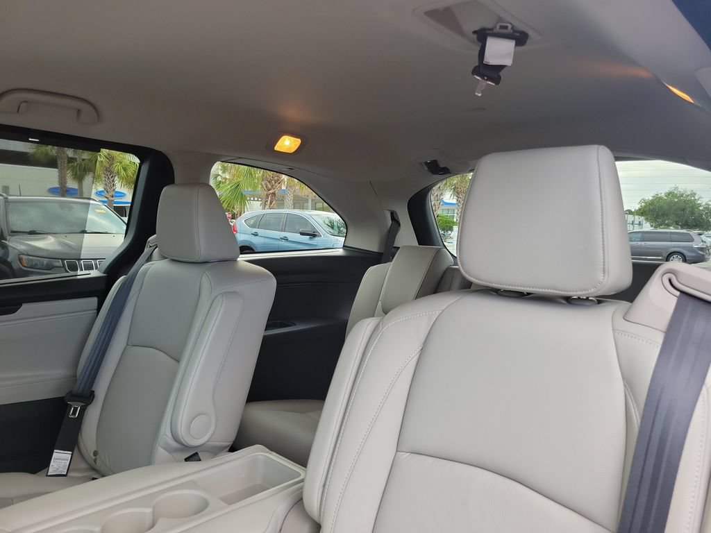 Certified 2026 Honda Odyssey EX-L image 16