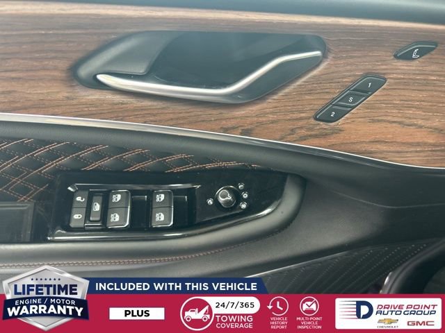 Used 2023 Jeep Grand Cherokee L Summit w/ Luxury Tech Group V image 18