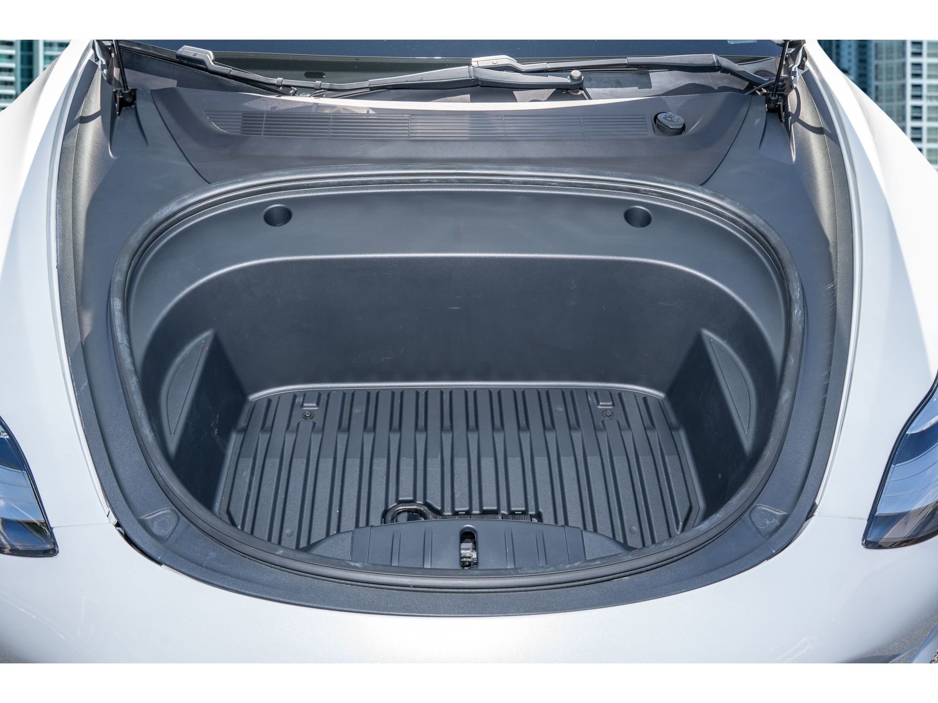 Used 2020 Tesla Model 3 Standard Range Plus image 31