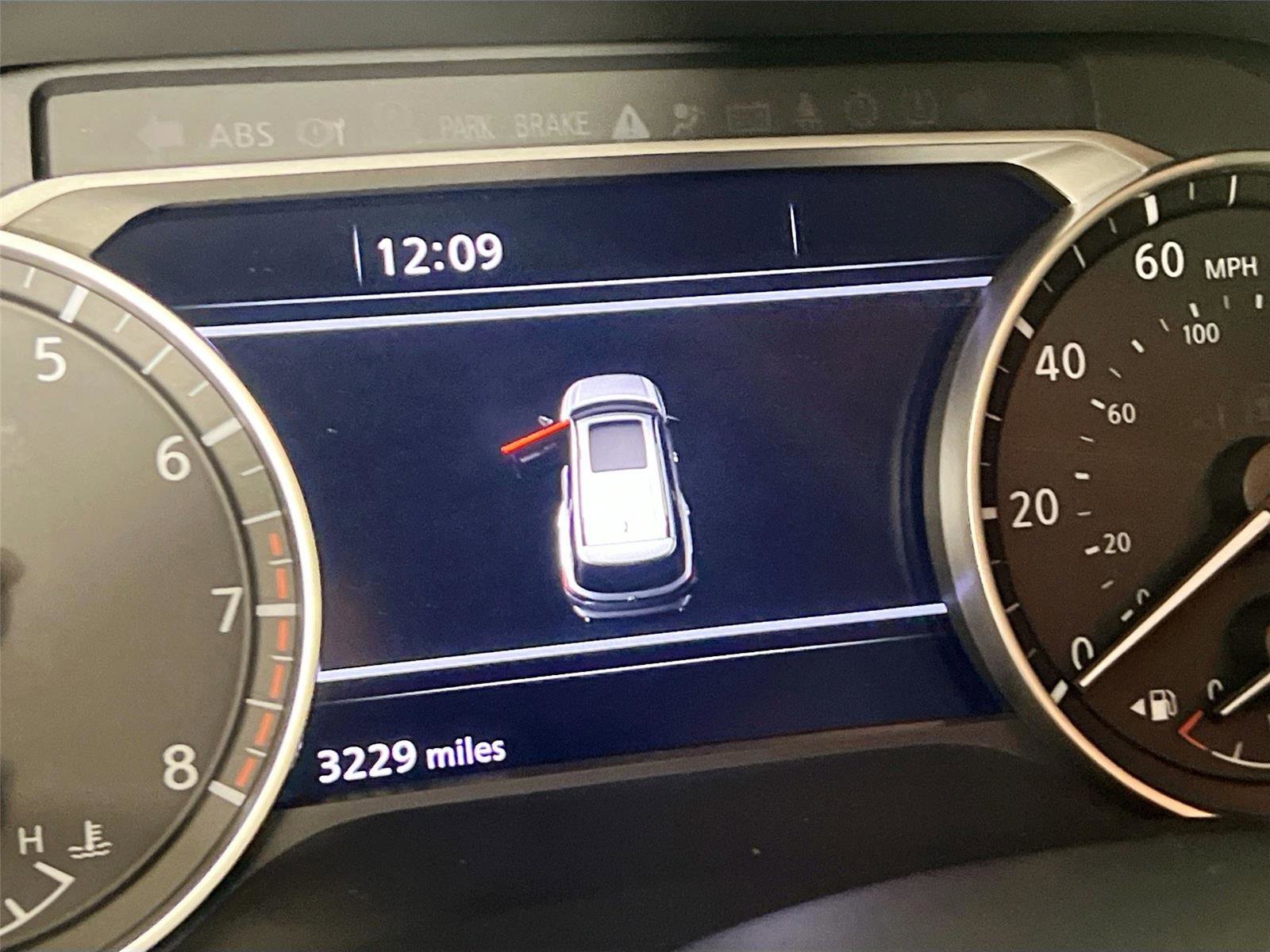 Used 2025 Nissan Pathfinder SL w/ SL Premium Package image 11