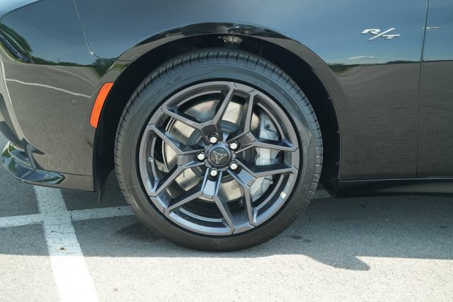 New 2026 Dodge Charger R/T w/ Performance Handling Group AWD/4WD image 8