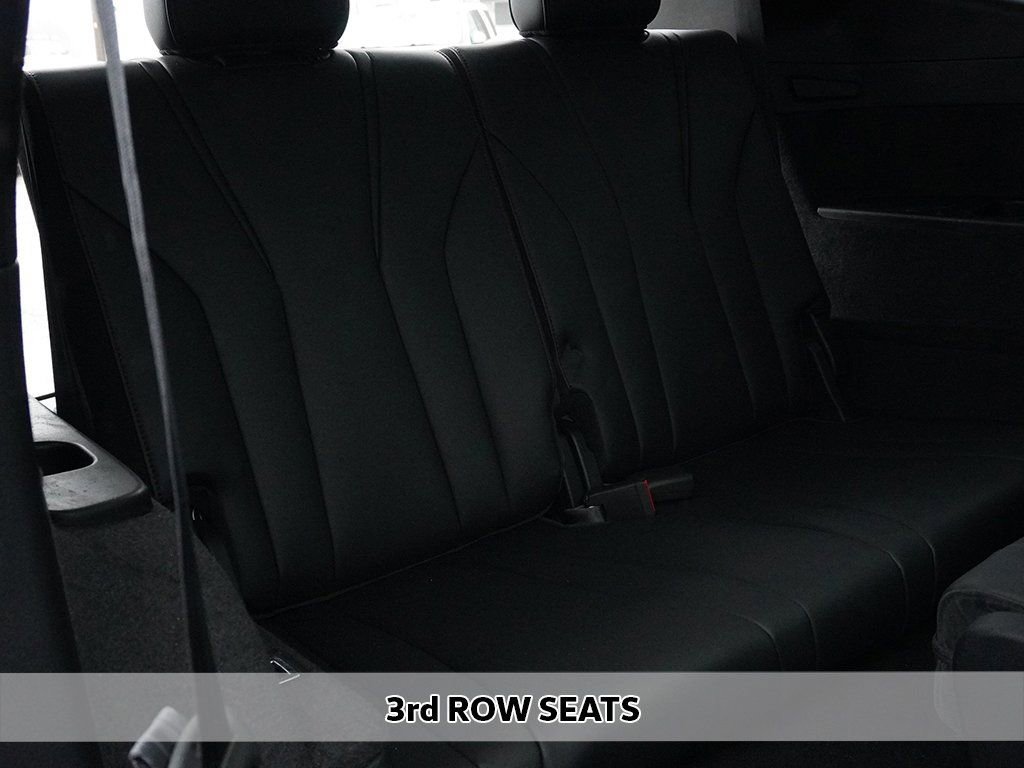 Used 2023 Acura MDX A-Spec image 9