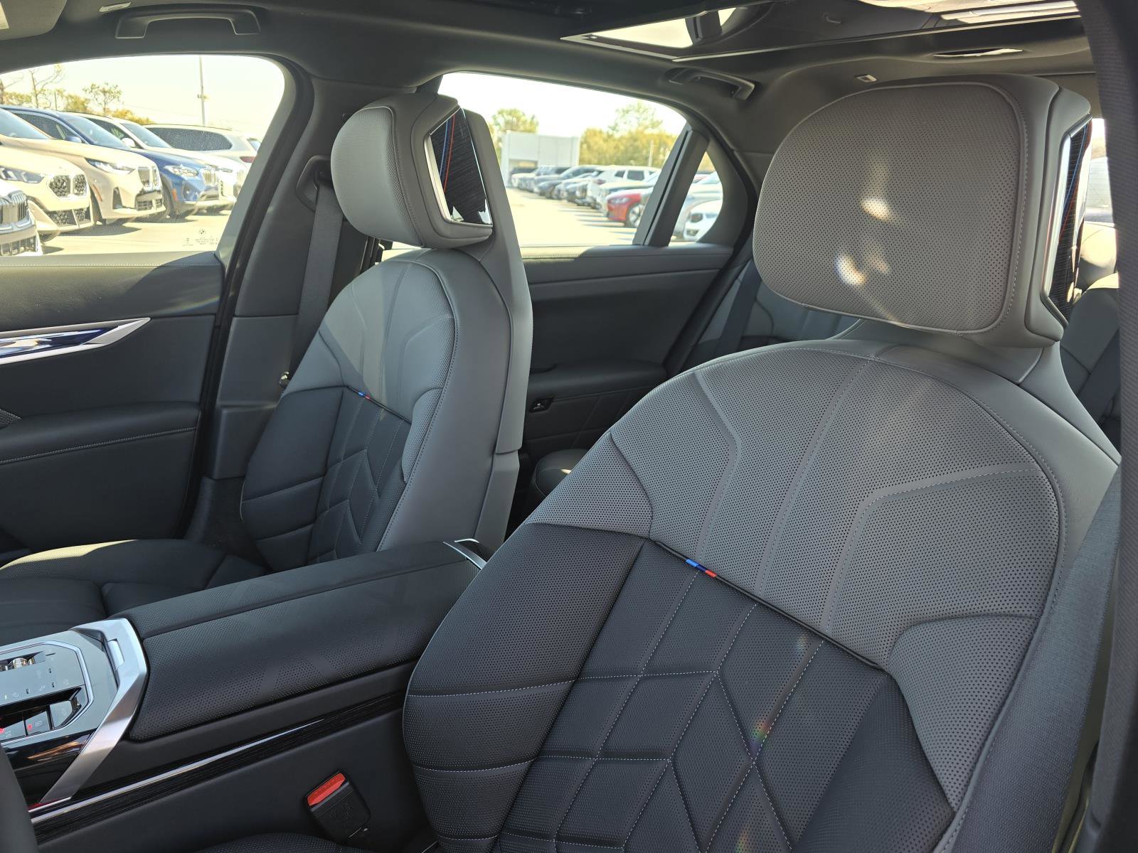 New 2026 BMW 740i w/ Premium Package image 14