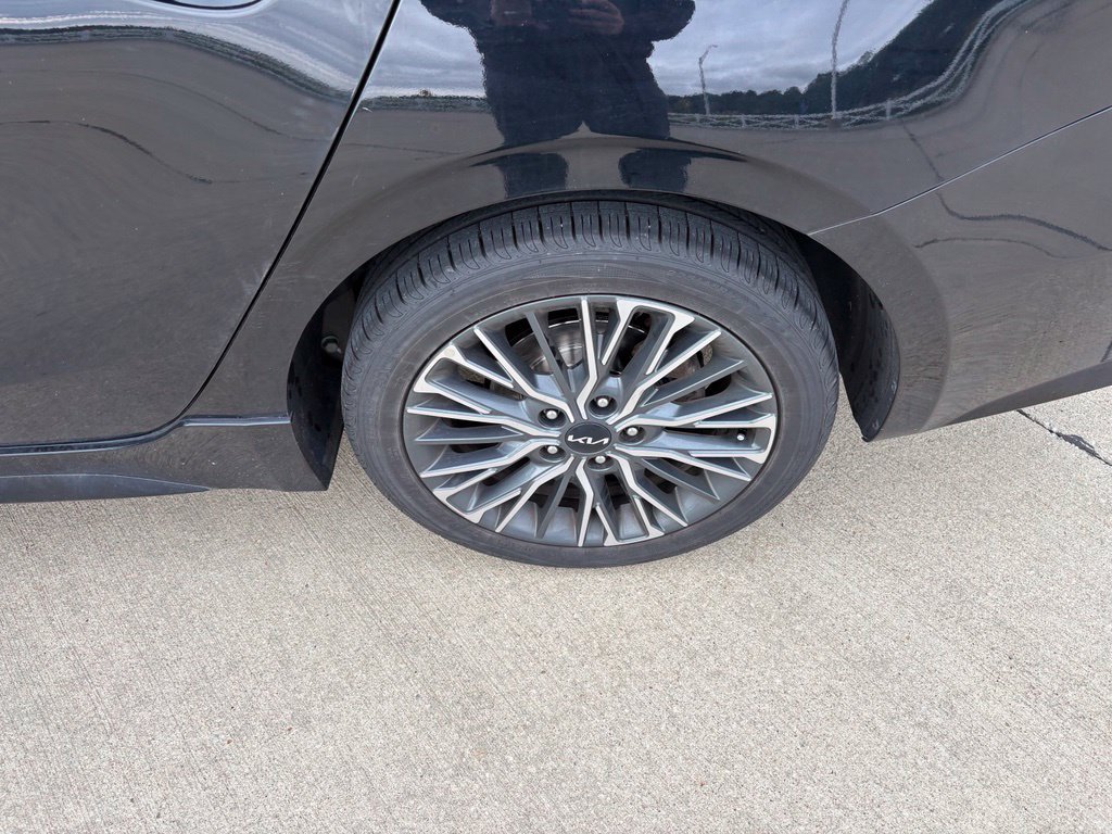 Used 2023 Kia Forte GT-Line FWD image 18