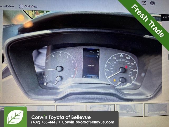 Used 2025 Toyota Corolla LE FWD image 2