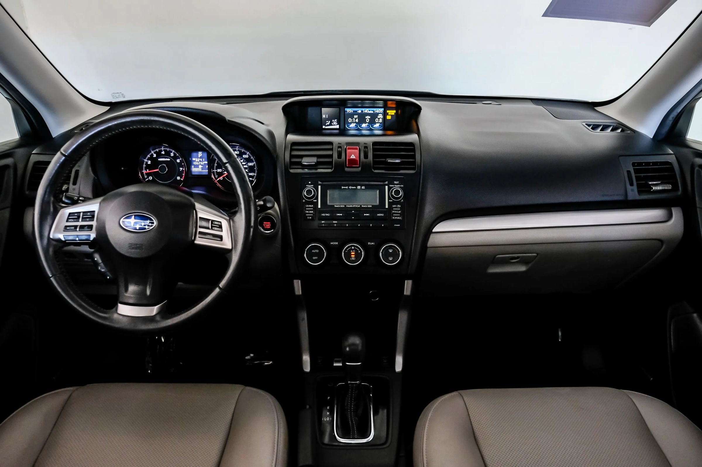 Used 2015 Subaru Forester 2.5i Touring AWD/4WD image 14