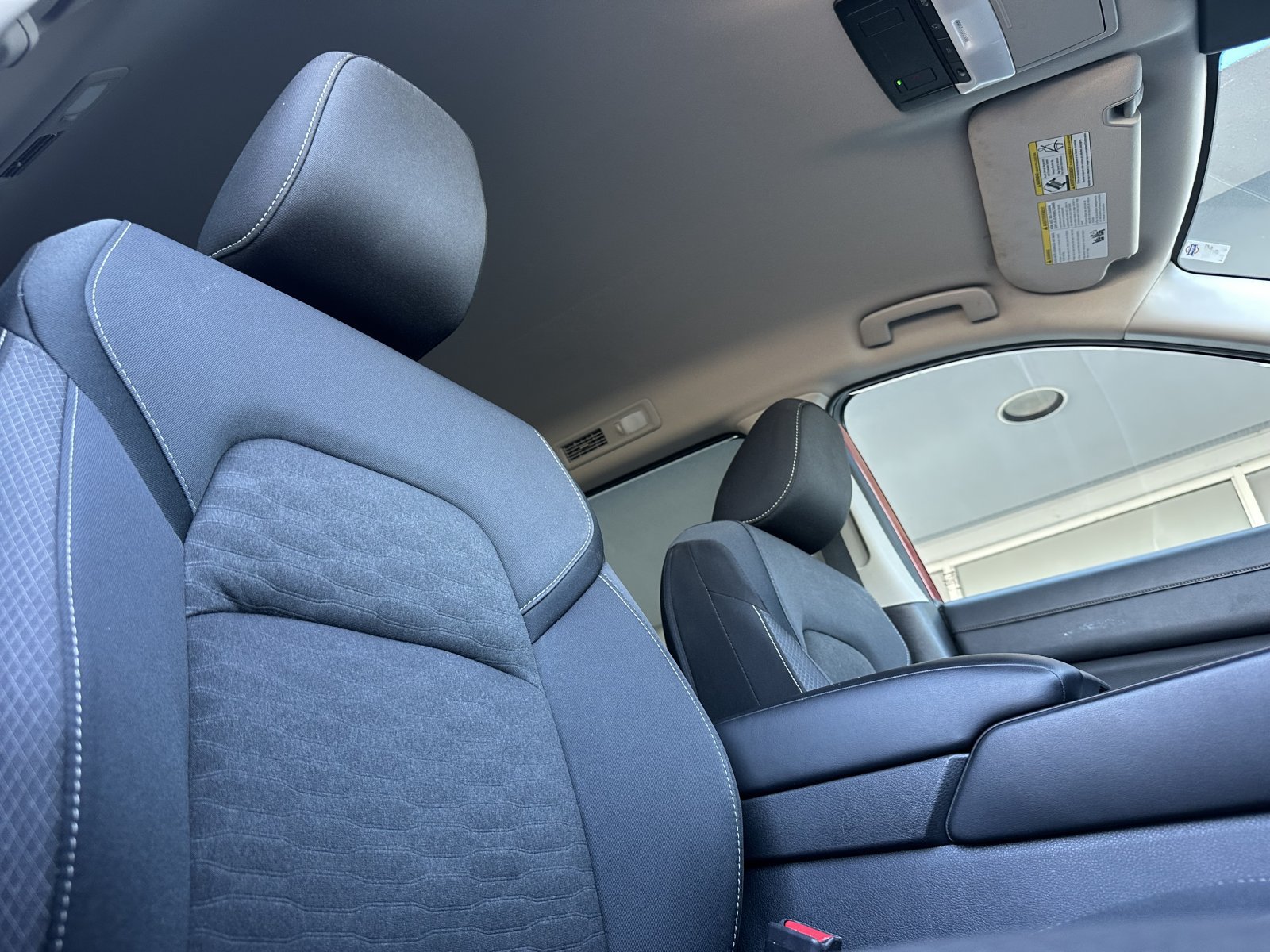 Used 2024 Nissan Pathfinder SV FWD image 17