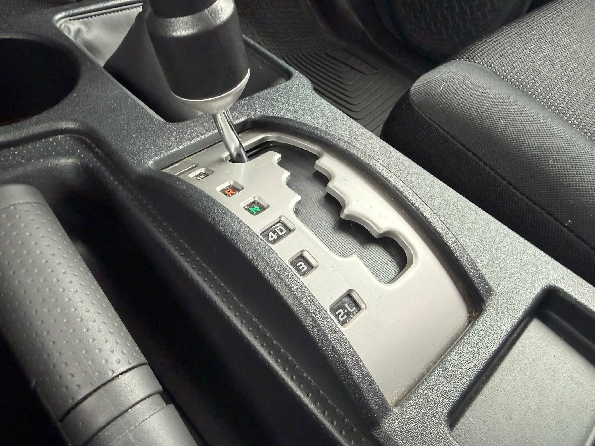 Used 2010 Toyota FJ Cruiser 4WD image 17