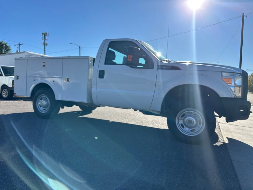Used 2016 Ford F250 XL w/ Power Equipment Group image 3