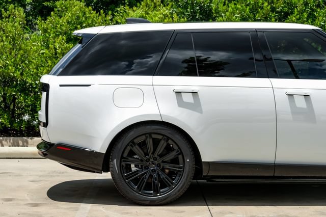New 2026 Land Rover Range Rover SE AWD/4WD image 8