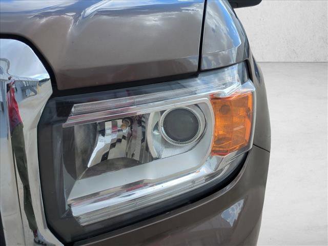 Used 2016 GMC Canyon SLE RWD image 7