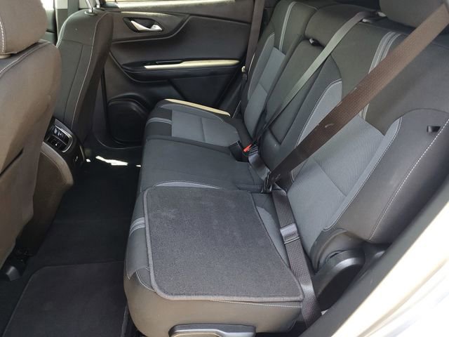 Used 2025 Chevrolet Blazer LT AWD/4WD image 23