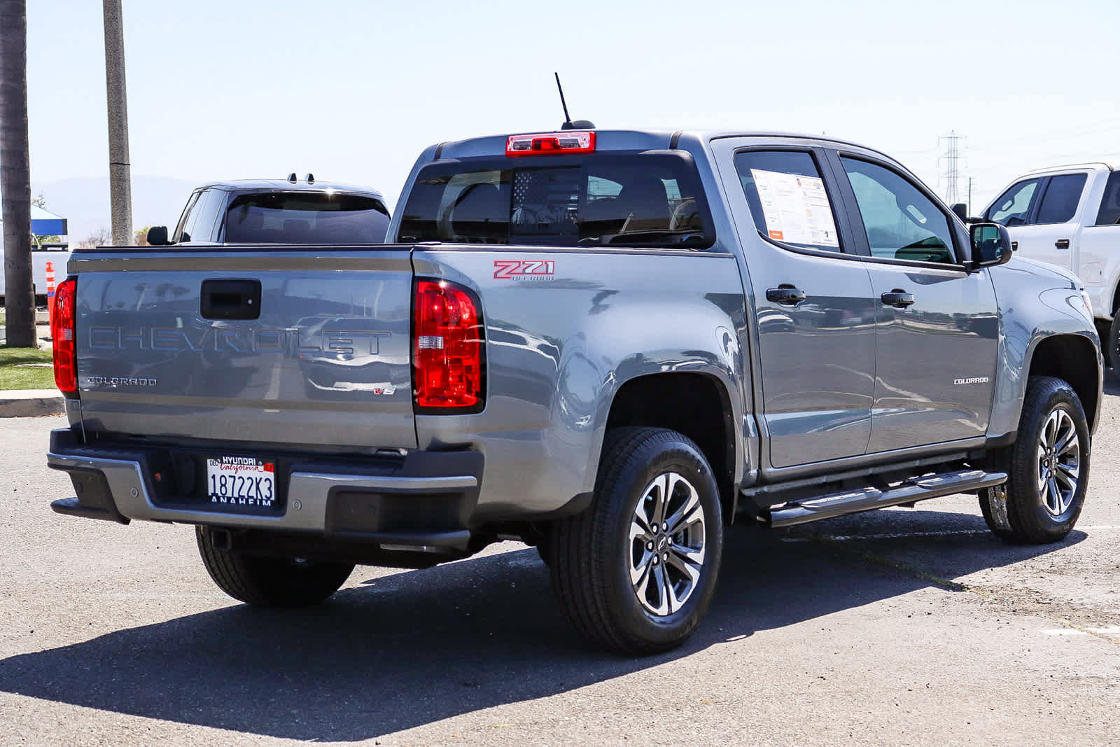 Used 2021 Chevrolet Colorado Z71 AWD/4WD image 7