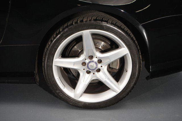 Used 2014 Mercedes-Benz SL 550 image 32