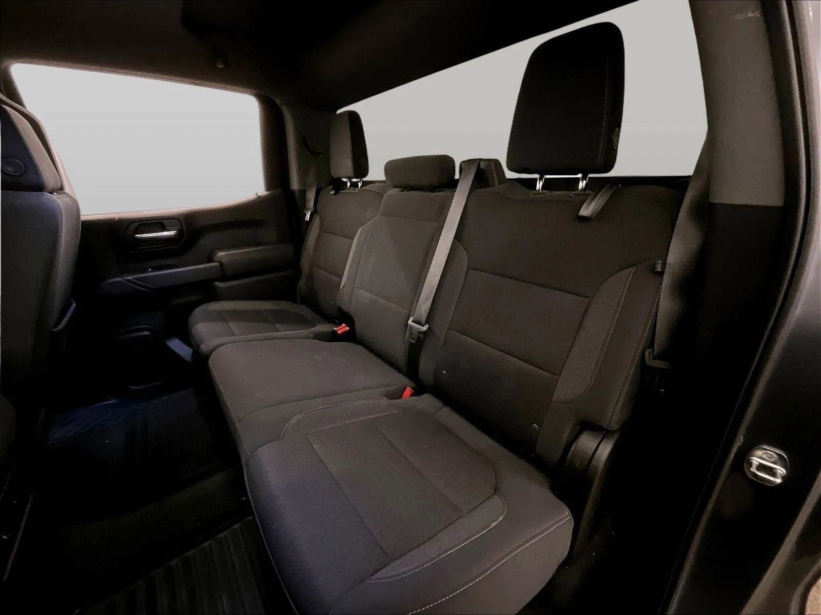 Used 2021 Chevrolet Silverado 1500 LT image 26