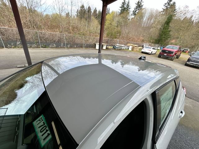 New 2027 Chevrolet Bolt LT w/ Comfort Package FWD image 19