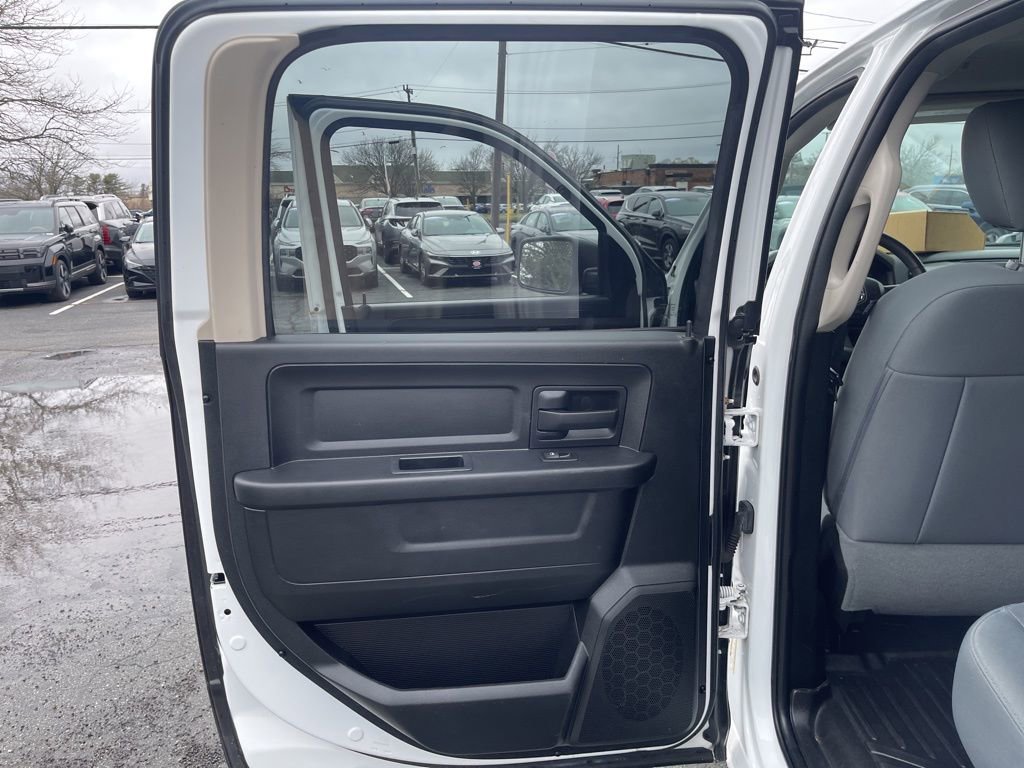 Used 2017 RAM 1500 Express image 23