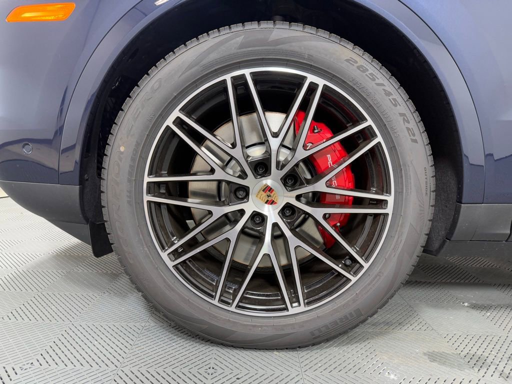 New 2026 Porsche Cayenne S image 11