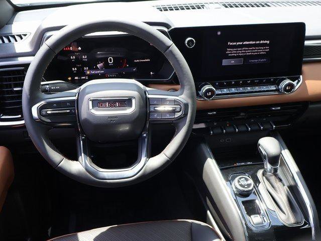 New 2025 GMC Canyon AT4 w/ Nightfall Edition image 17