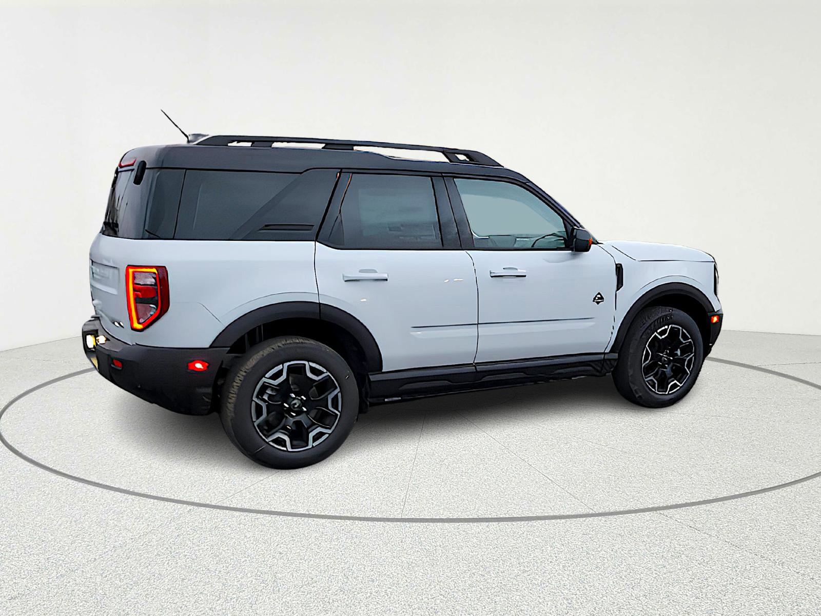 New 2025 Ford Bronco Sport Outer Banks image 9