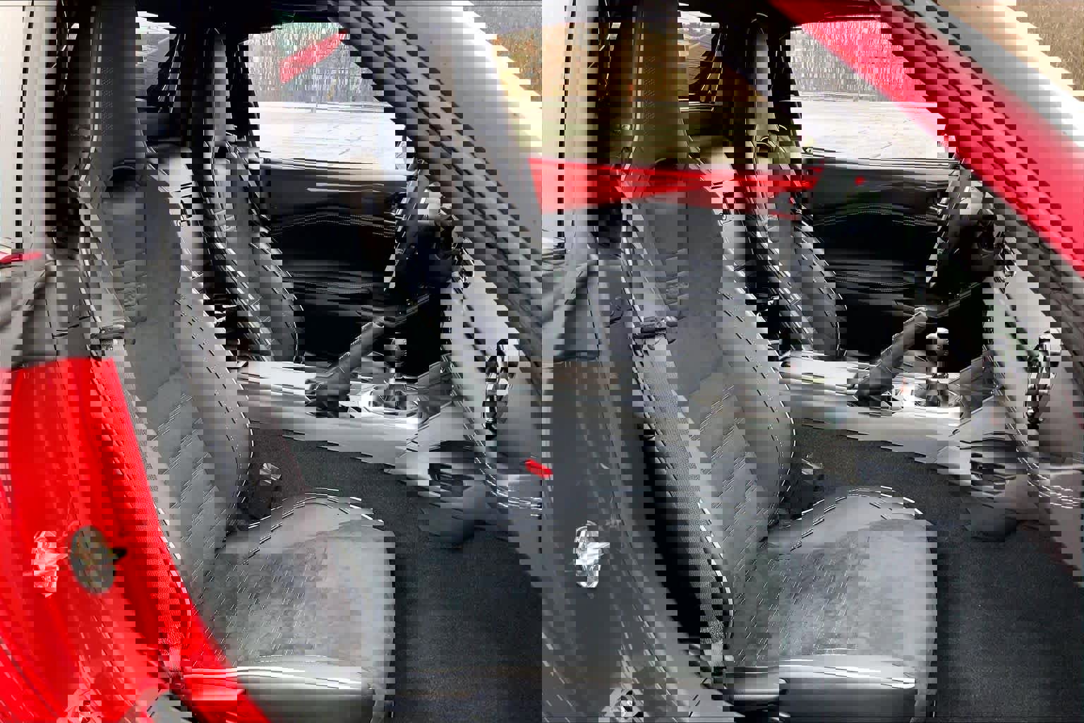 Used 2023 MAZDA MX-5 Miata Club w/ Weather Package image 8