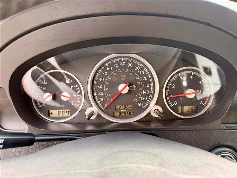 Used 2004 Chrysler Crossfire Coupe RWD image 8