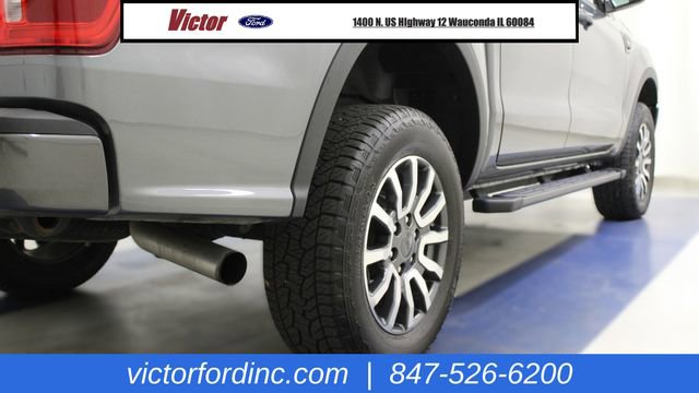 Used 2022 Ford Escape SE w/ SE Sport Appearance Package image 16