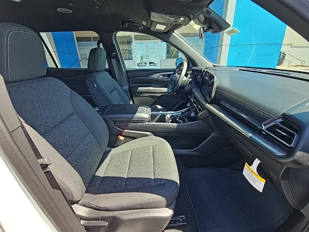 New 2026 Chevrolet Traverse LT image 15